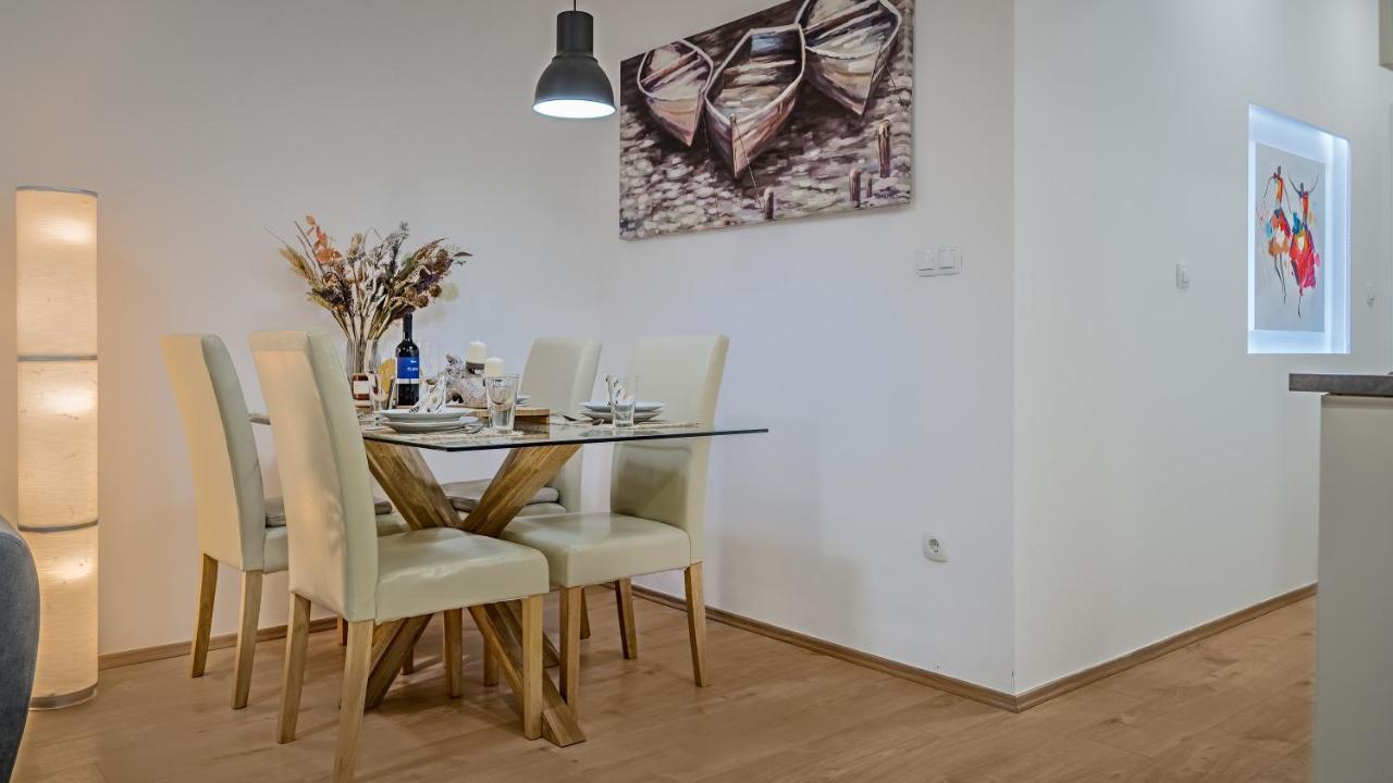 Brand New Apartment In City Center, Big Terrace 萨格勒布 外观 照片