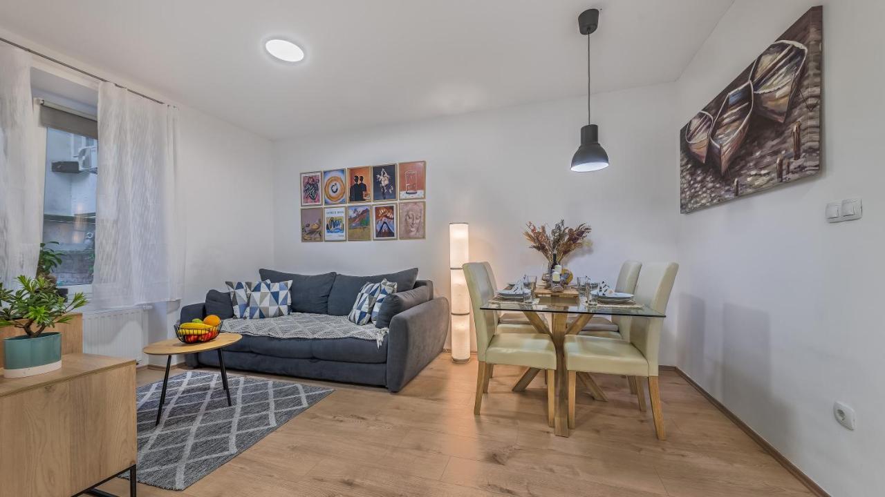Brand New Apartment In City Center, Big Terrace 萨格勒布 外观 照片